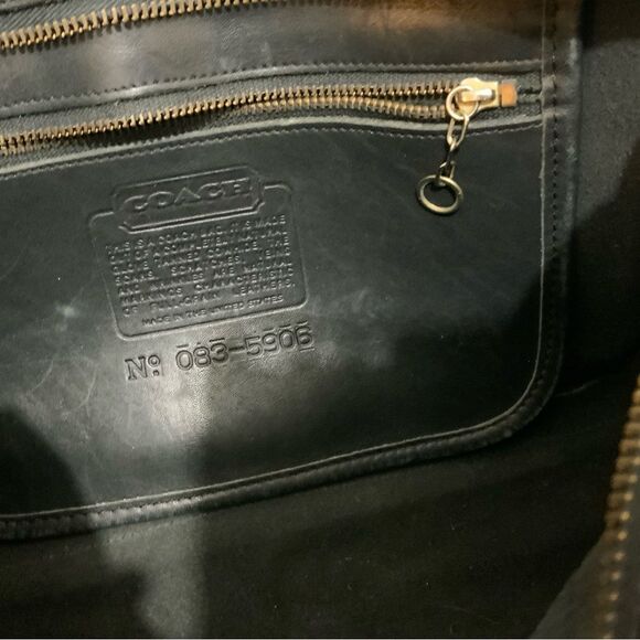 COACH Black Leather Shoulder Crossbody Strap Purse 1980s - Picture 13 of 14